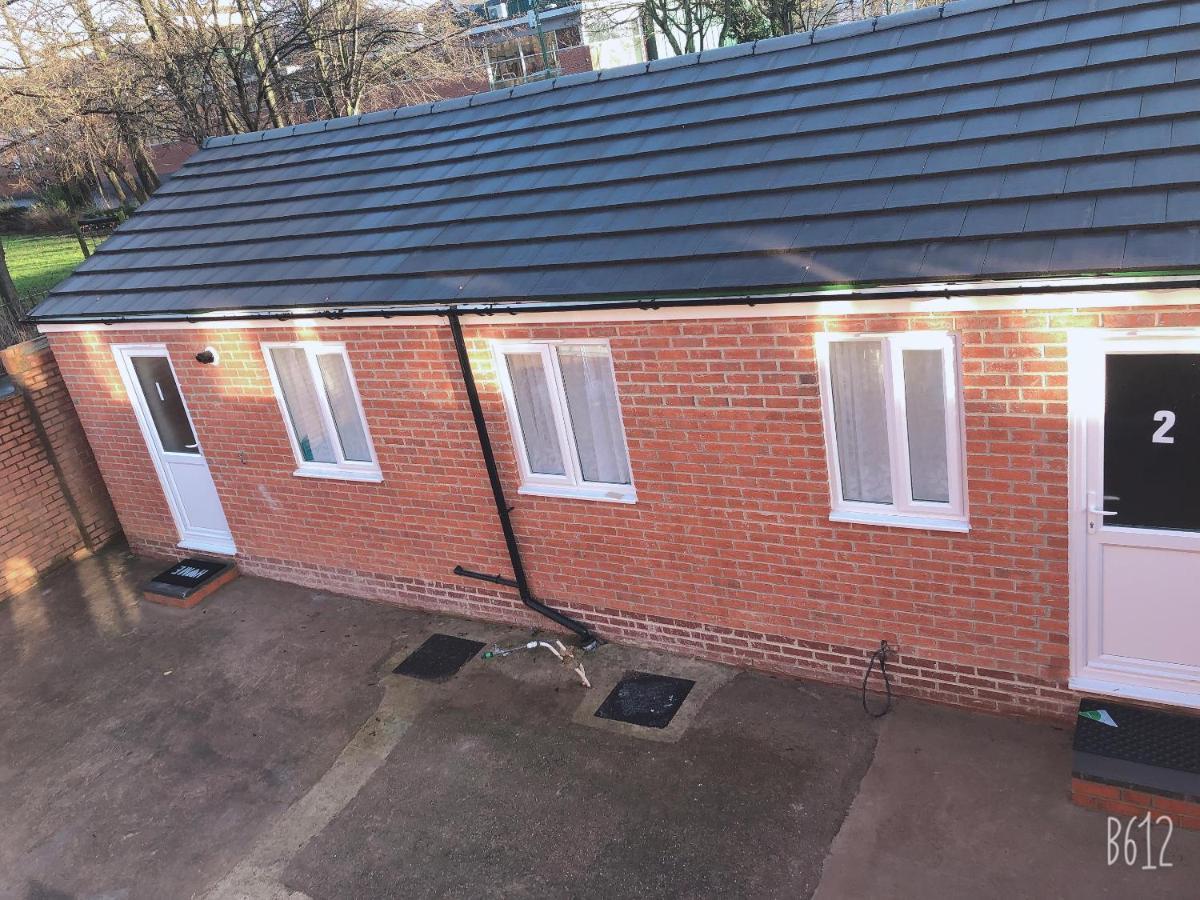 Flat 2 - Entire Modern Two Bedrooms Home With En-Suite & Free Parking Close To Qmc, City Centre And Notts Uni - Self Check In Nottingham Kültér fotó